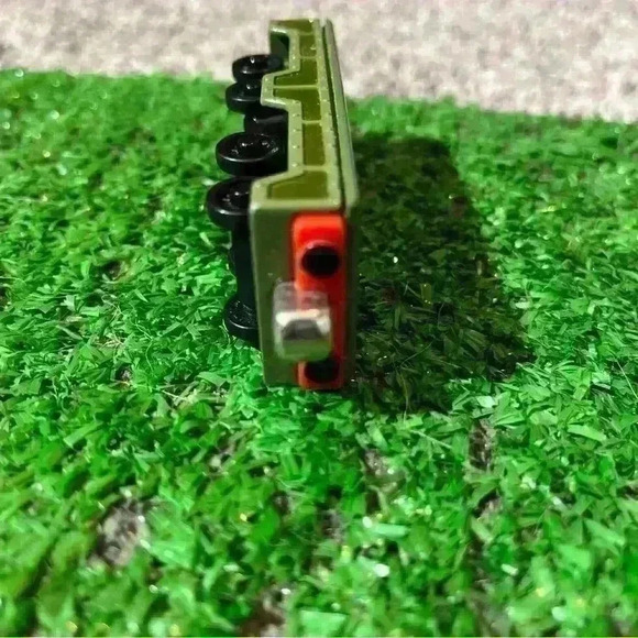 2003 Thomas & Friends Play Along Diecast Green Flatbed Car - Picture 6 of 7